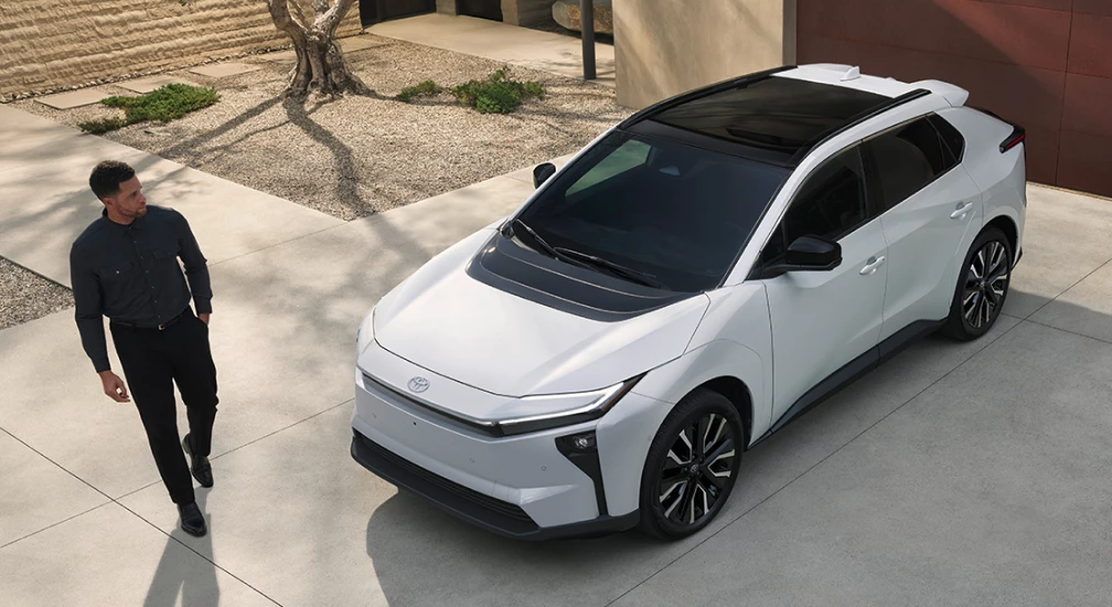 2026 Toyota bZ Panoramic Moonroof